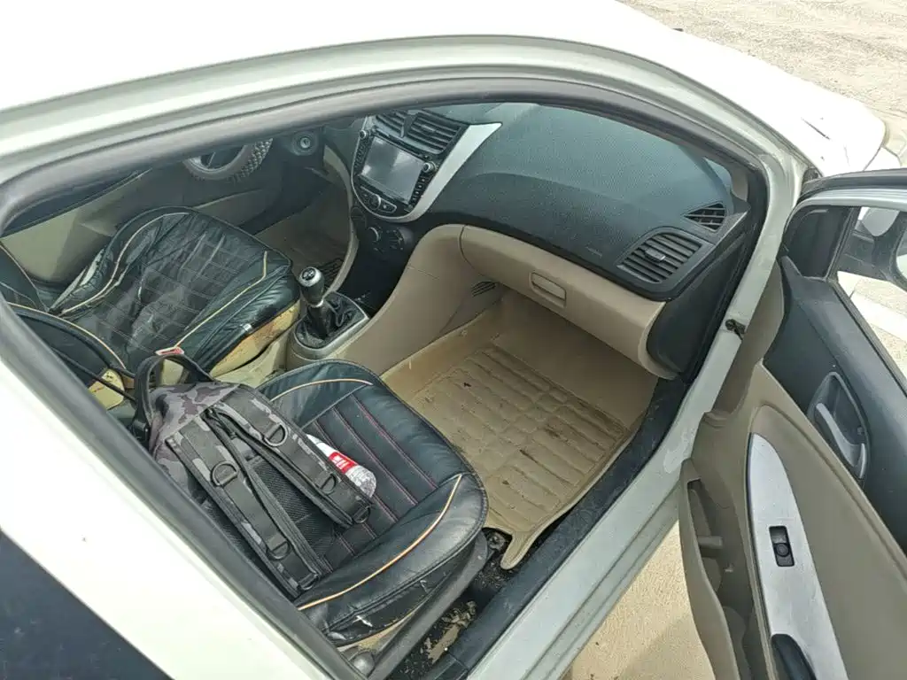 Hyundai Verna — миниатюра 9
