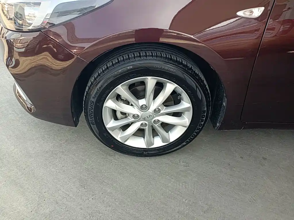 Kia K3 — миниатюра 23