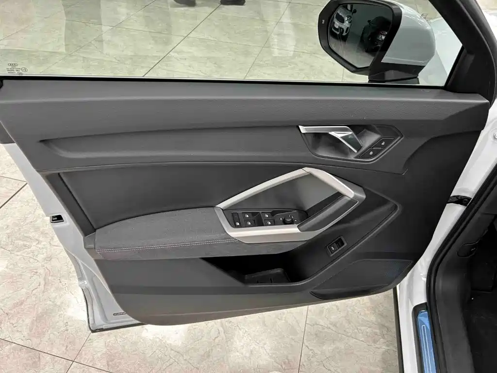 Audi Q3 — миниатюра 14
