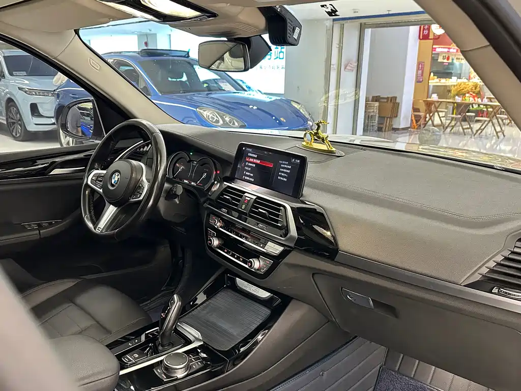 BMW X3 — миниатюра 13
