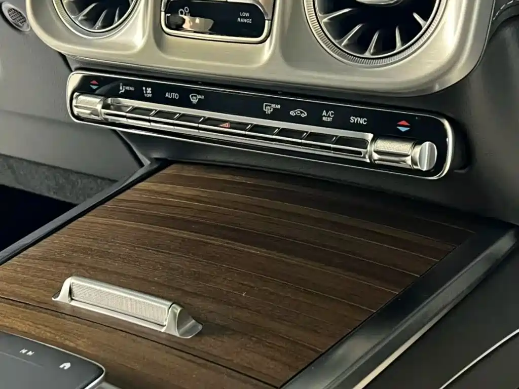 Mercedes-Benz G-Class — миниатюра 6