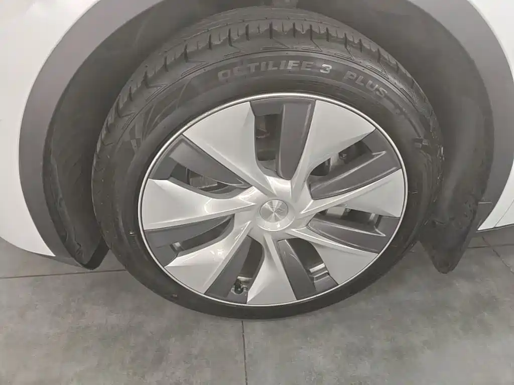 Tesla Model Y — фотографии объявления, Фото 23