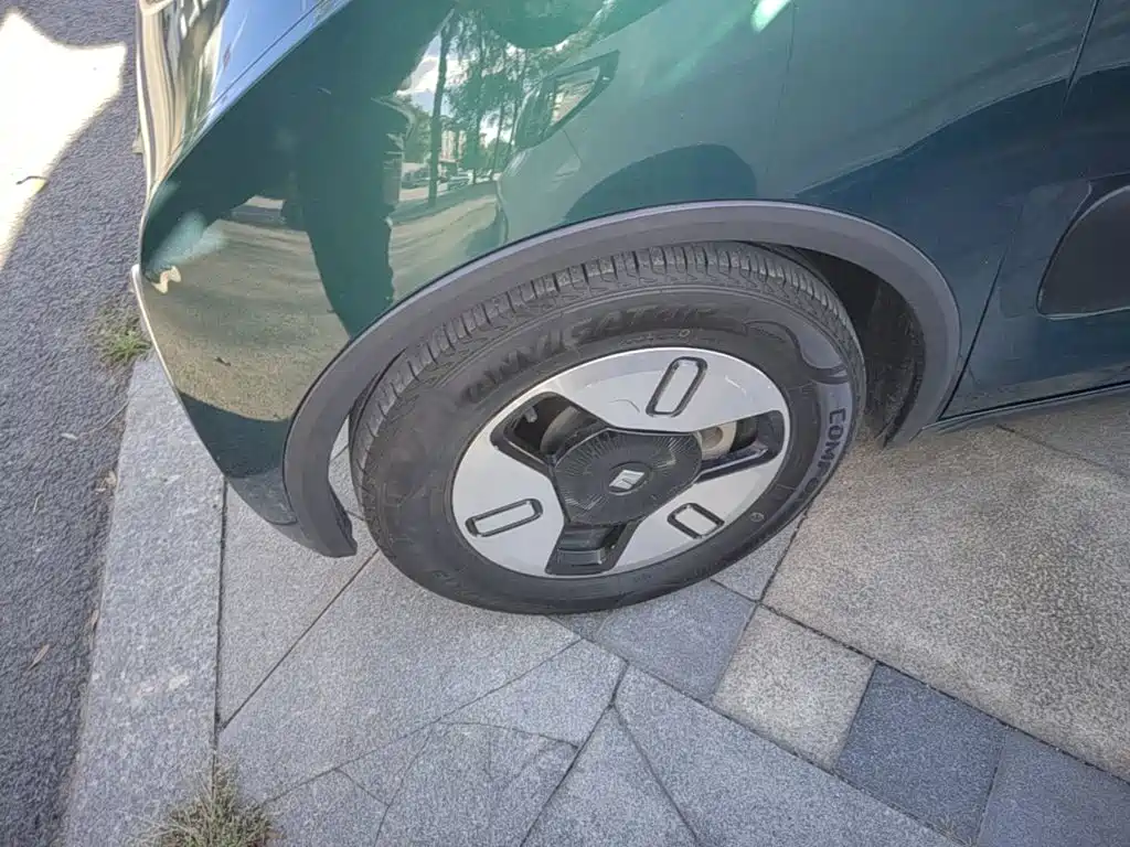 Baojun KiWi EV — миниатюра 23