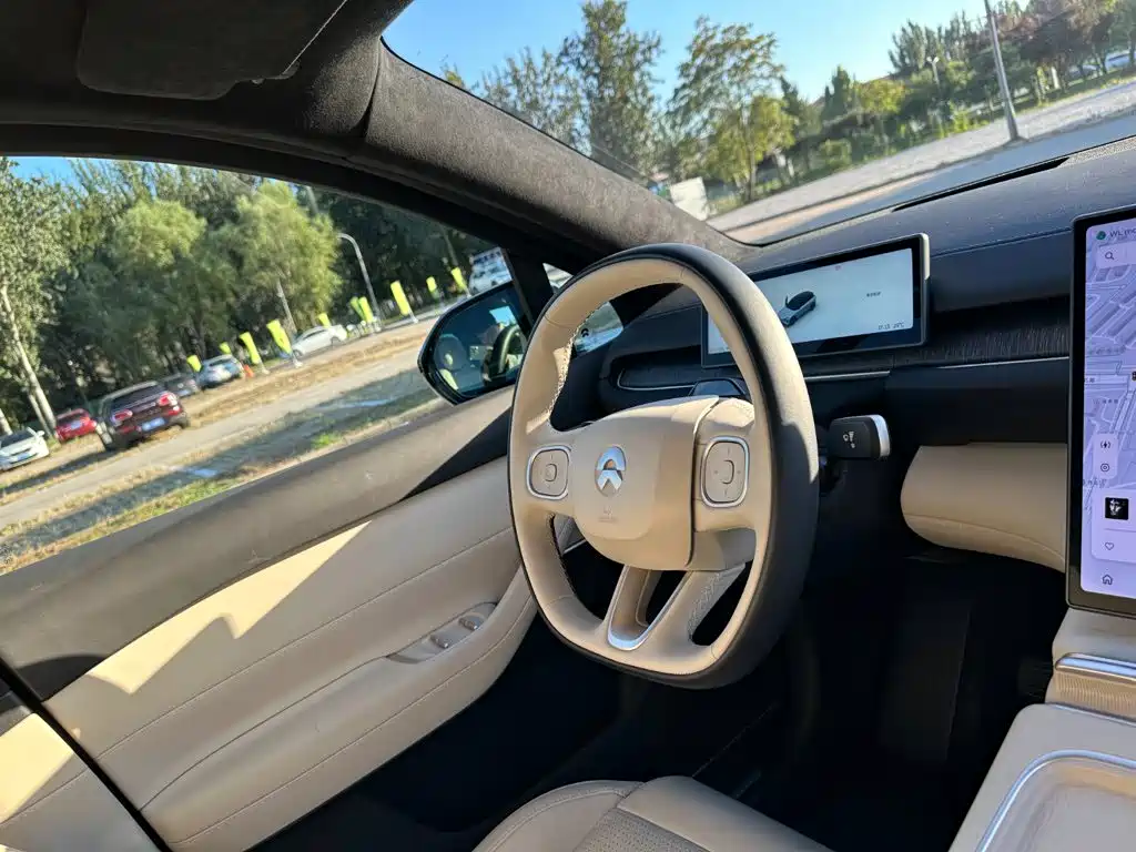 NIO ES6 — миниатюра 17