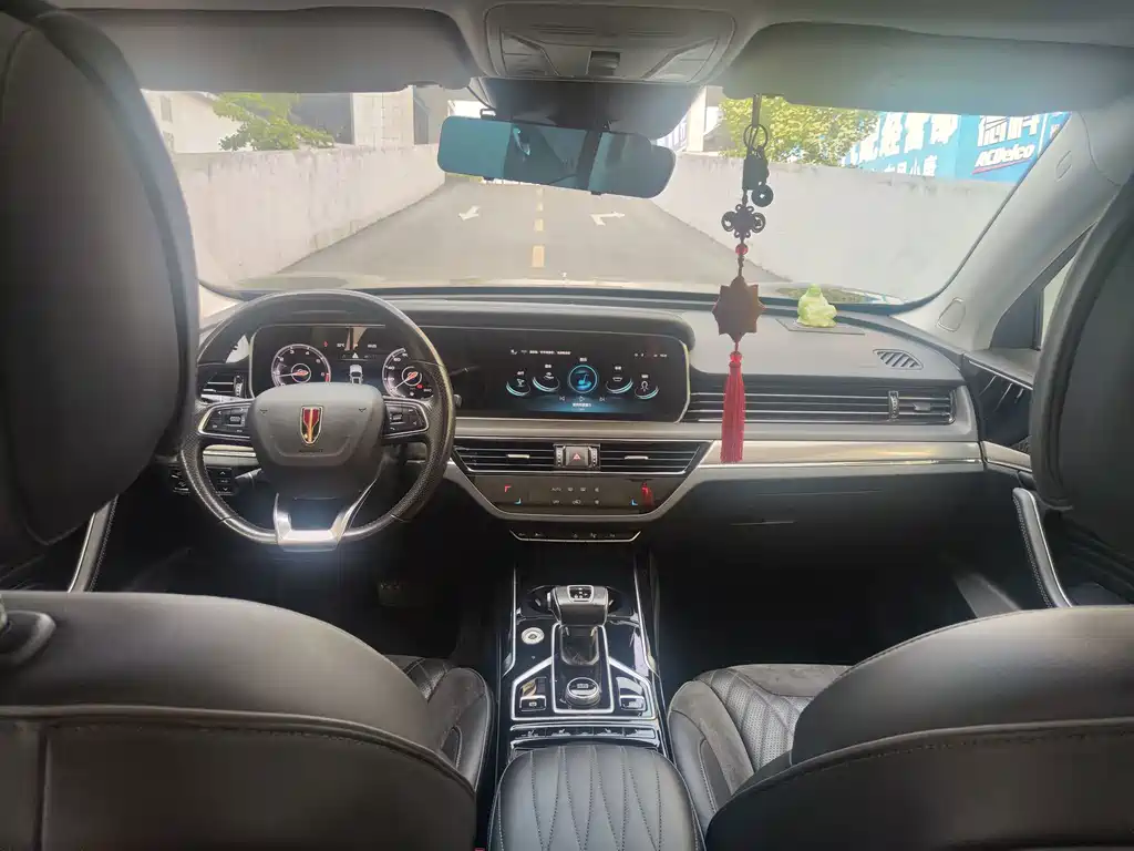 Hongqi Hongqi HS5 — миниатюра 4