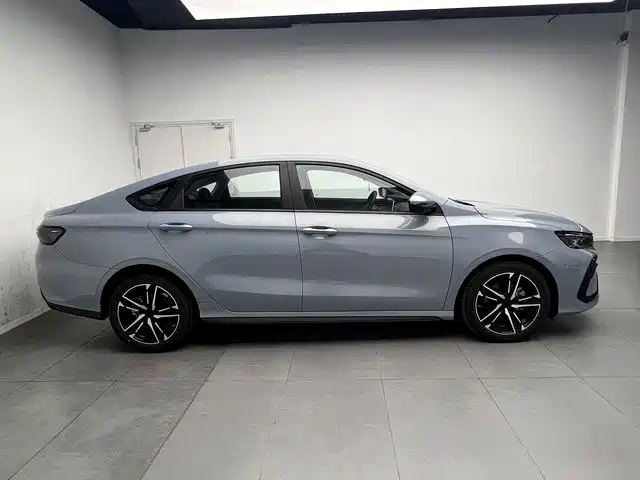 Geely Binrui — миниатюра 7