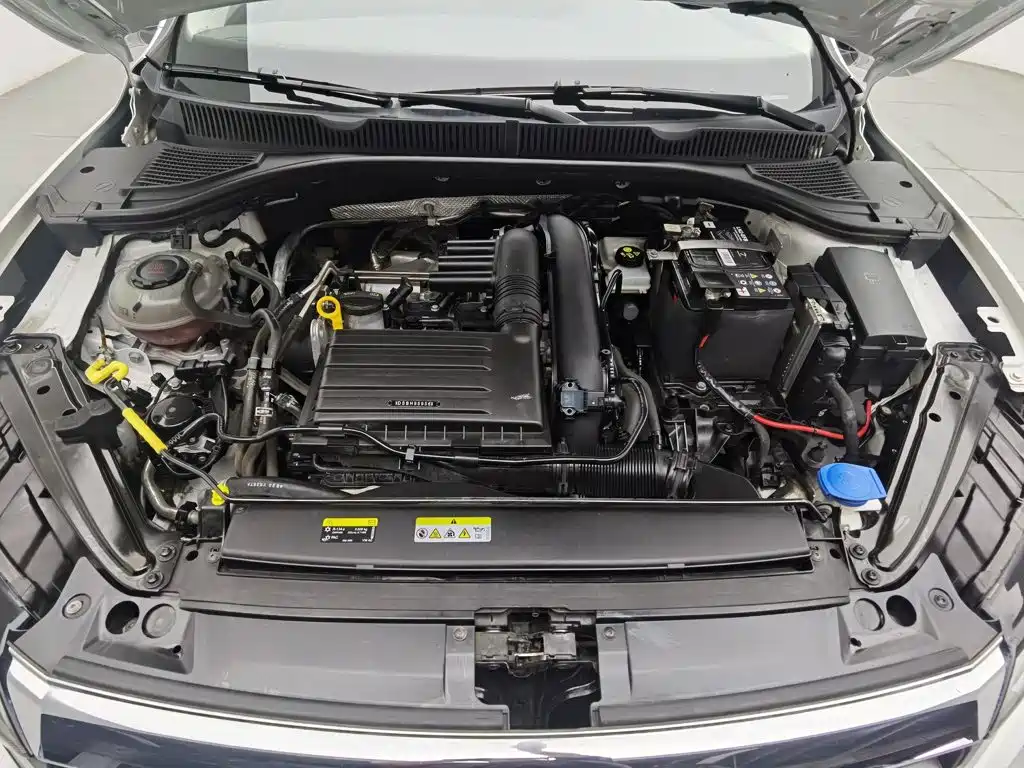 Volkswagen Sagitar — миниатюра 6