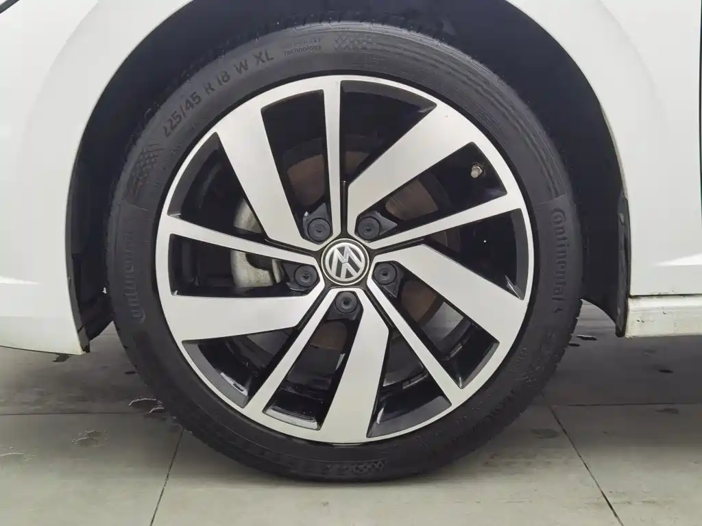 Volkswagen Sagitar — миниатюра 17