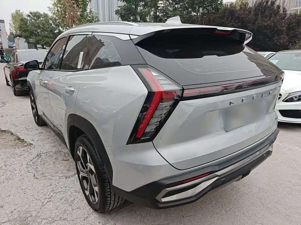 Geely Boyue L — миниатюра 5
