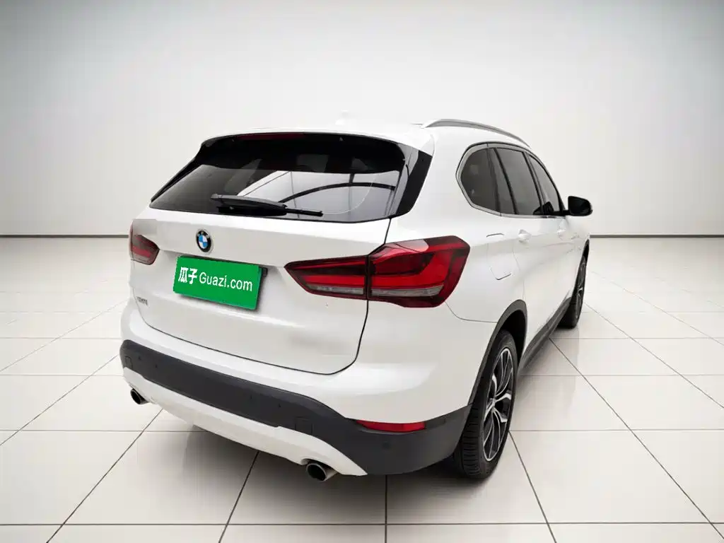 BMW X1 — миниатюра 4
