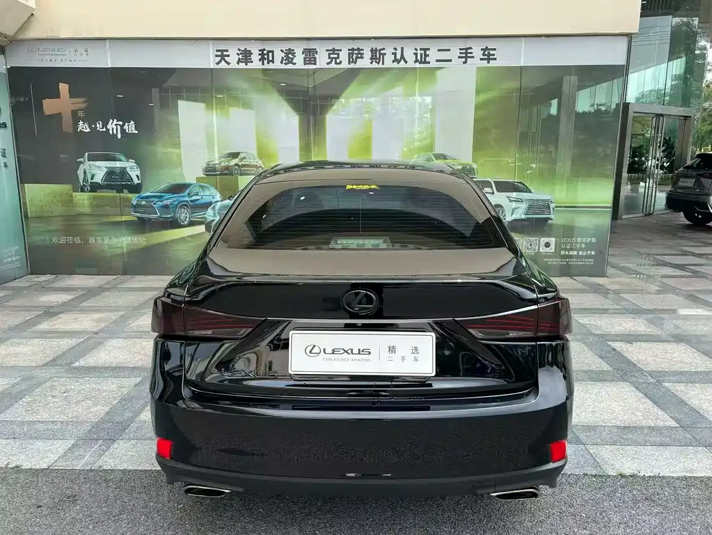 Lexus IS 2017 300 F SPORT