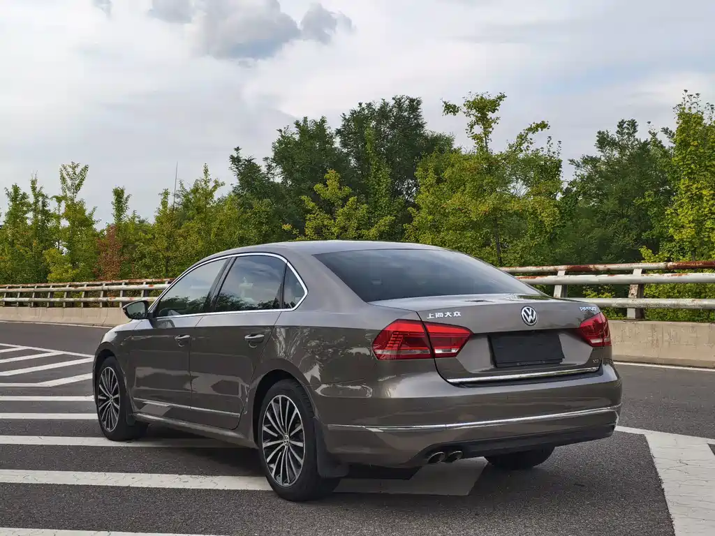 Volkswagen Passat — миниатюра 6