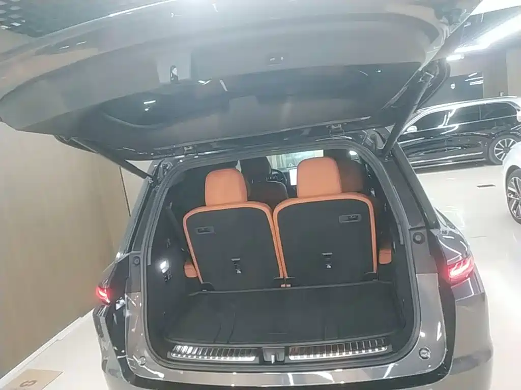 Li Auto Li L9 — миниатюра 19