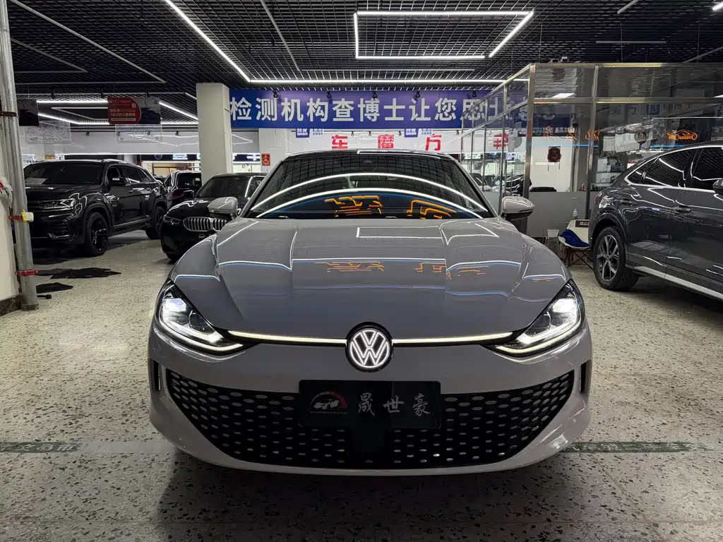 Volkswagen Lamando Lamando L 280TSI DSG Cool Hot Edition, фото 2