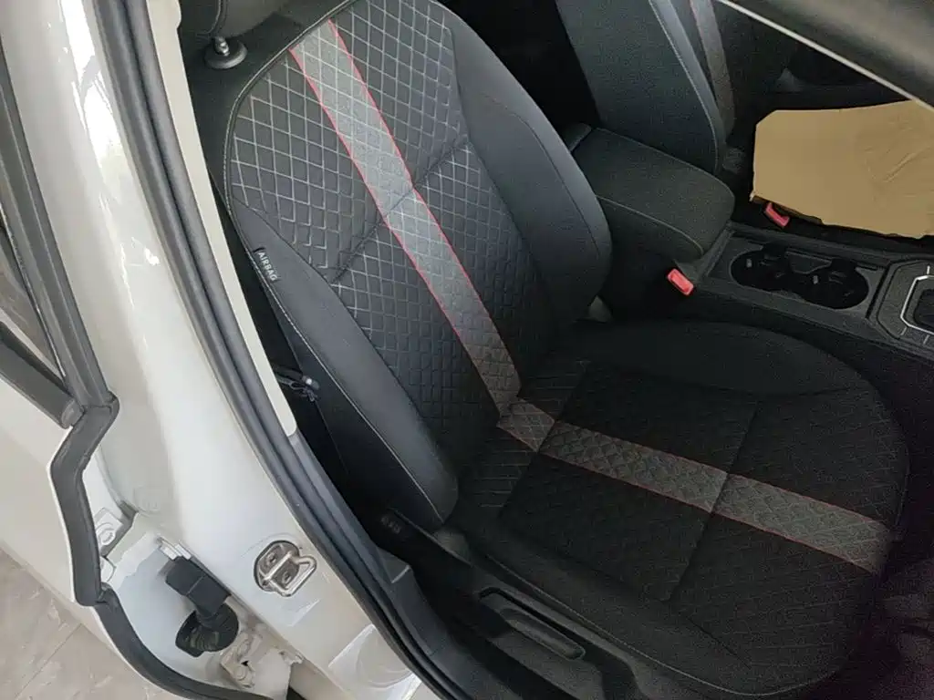 Volkswagen Lamando — миниатюра 25