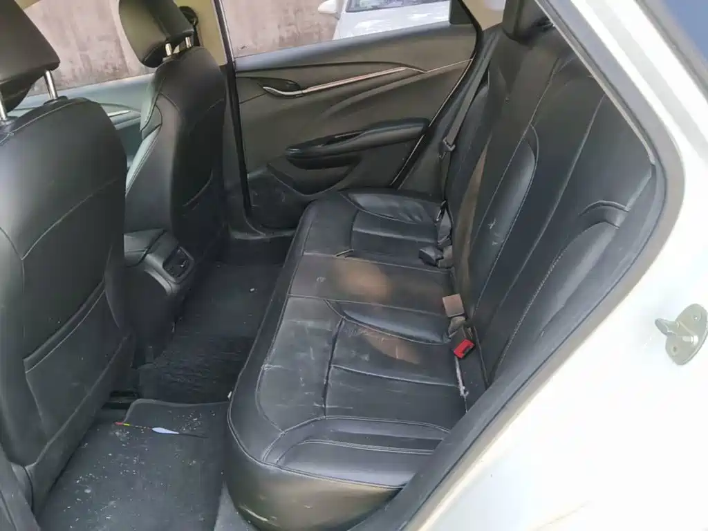 Buick Excelle — миниатюра 17