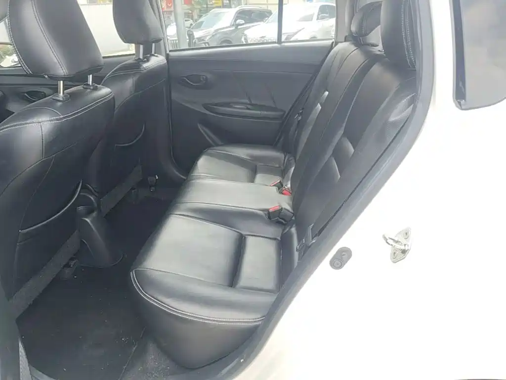 Toyota Vios FS — миниатюра 17