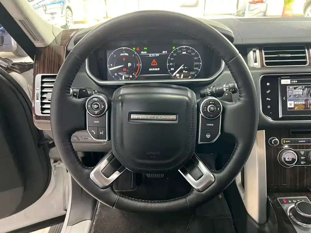 Land Rover Range Rover — миниатюра 11