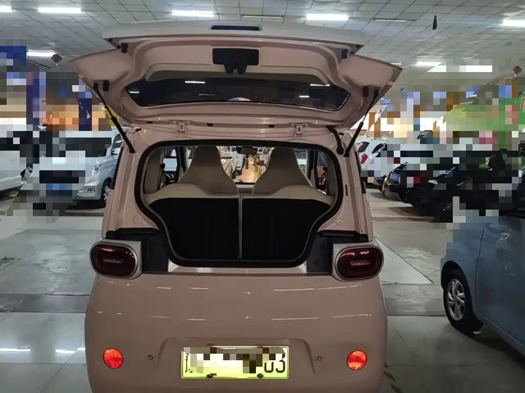 Wuling MINIEV — миниатюра 19