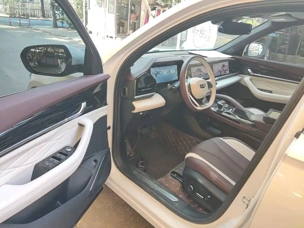 Geely Xingyue L — миниатюра 16
