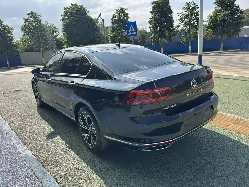Volkswagen Magotan — миниатюра 4