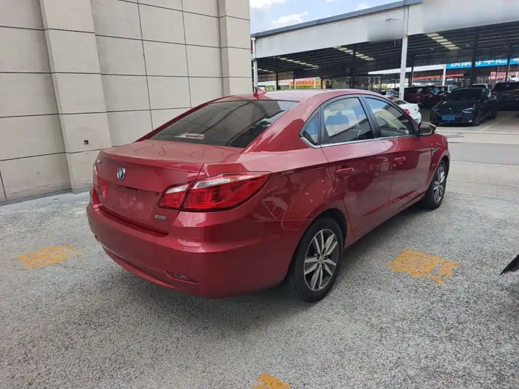 Changan Eado — миниатюра 7
