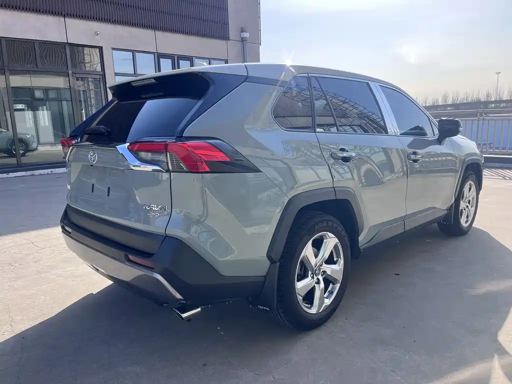 TOYOTA RAV4 RONGFANG