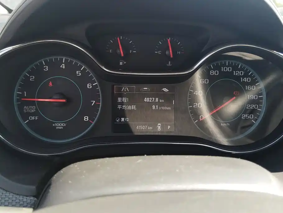 Chevrolet Cruze — миниатюра 14