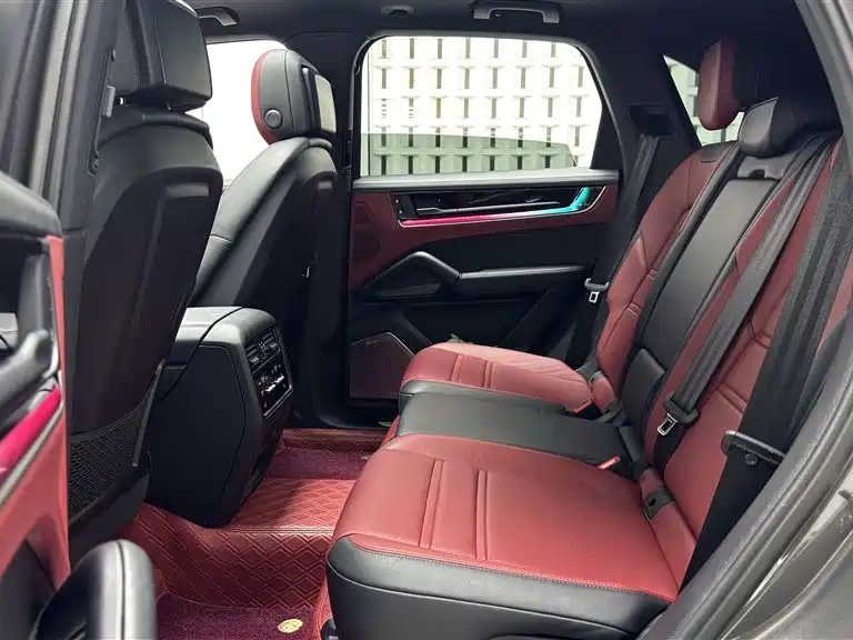 Porsche Cayenne — миниатюра 14