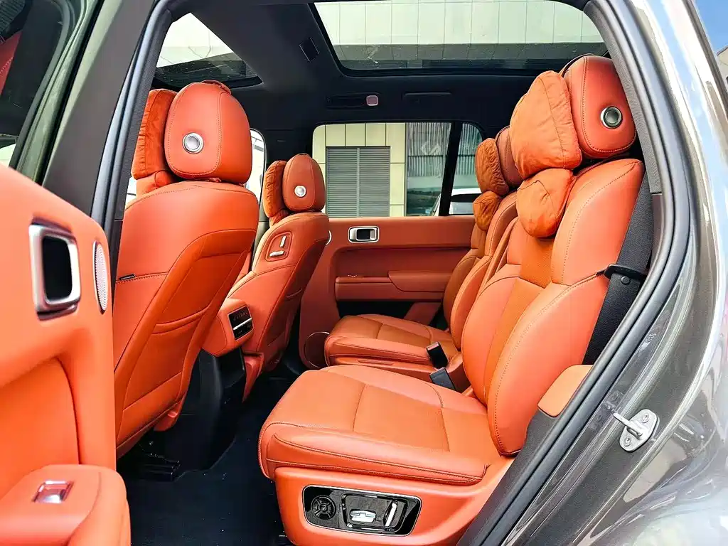 Li Auto Li L8 — миниатюра 4