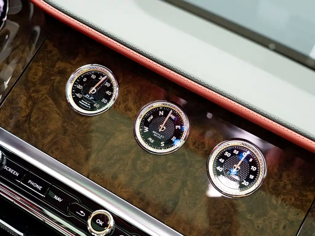 Bentley Flying Spur — миниатюра 21