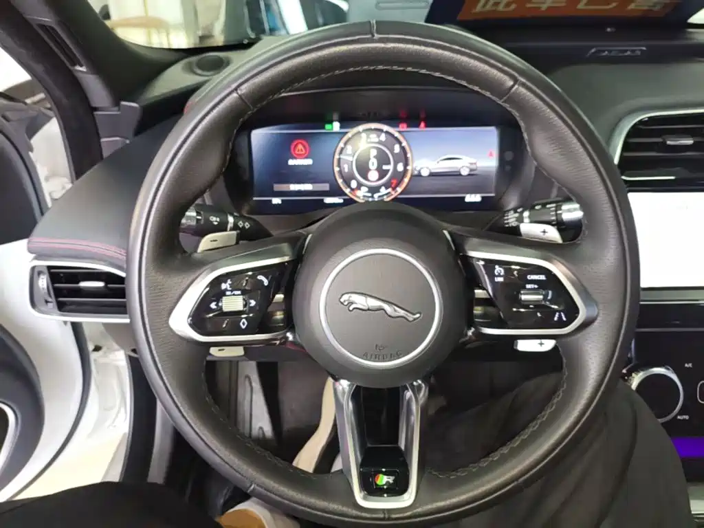 Jaguar XEL — миниатюра 11