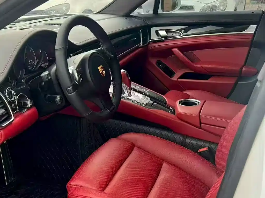 Porsche Panamera — миниатюра 3