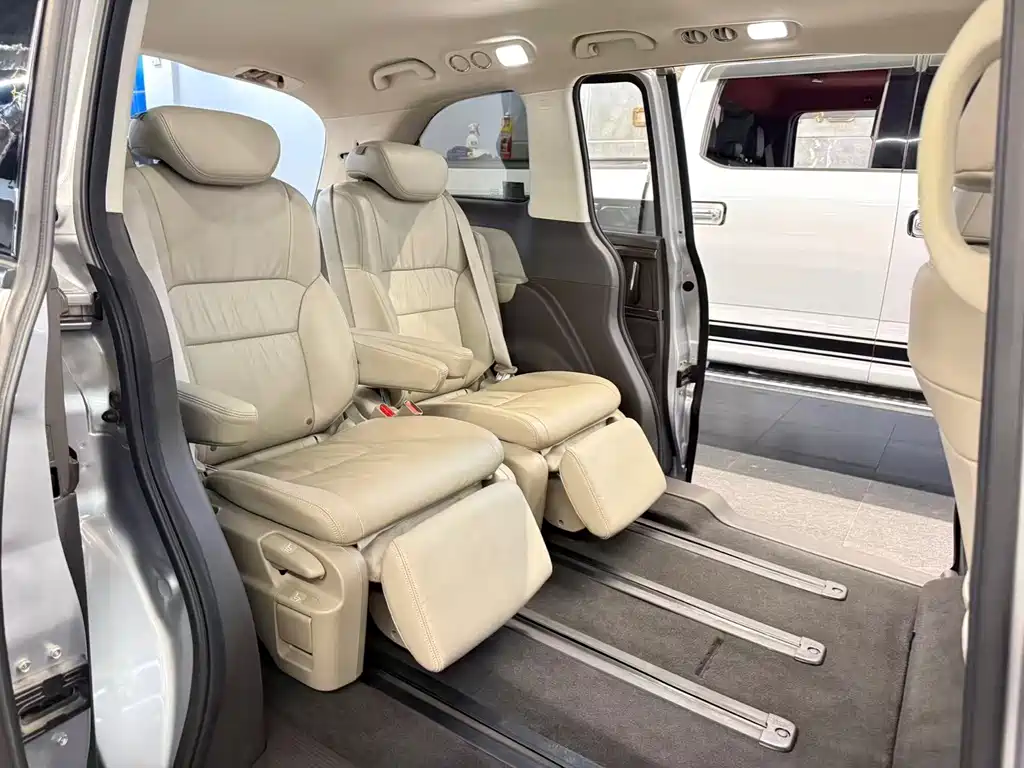 Honda Odyssey — миниатюра 12