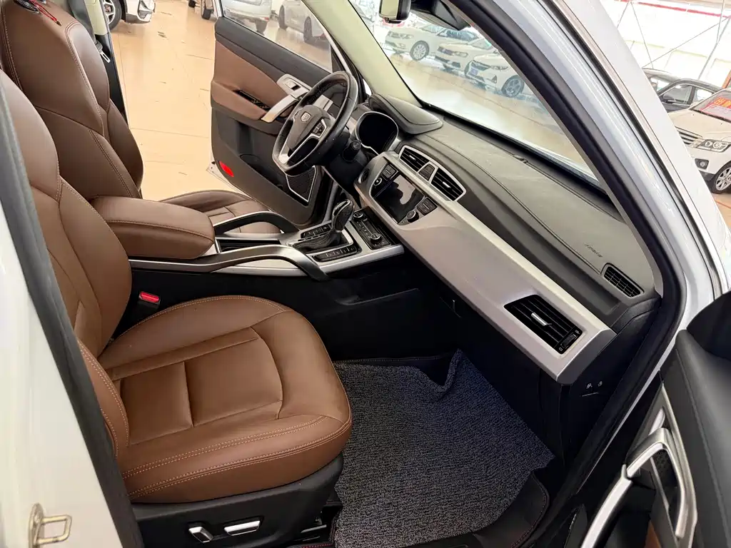 Geely Boyue — миниатюра 20