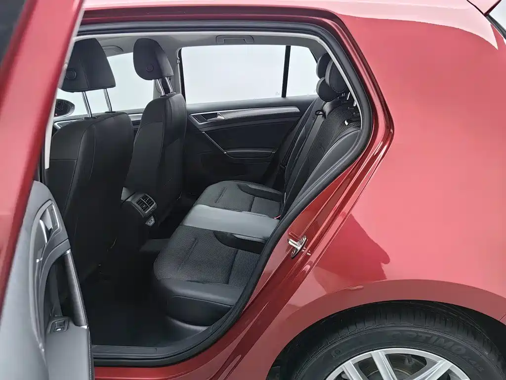 Volkswagen Golf — миниатюра 15
