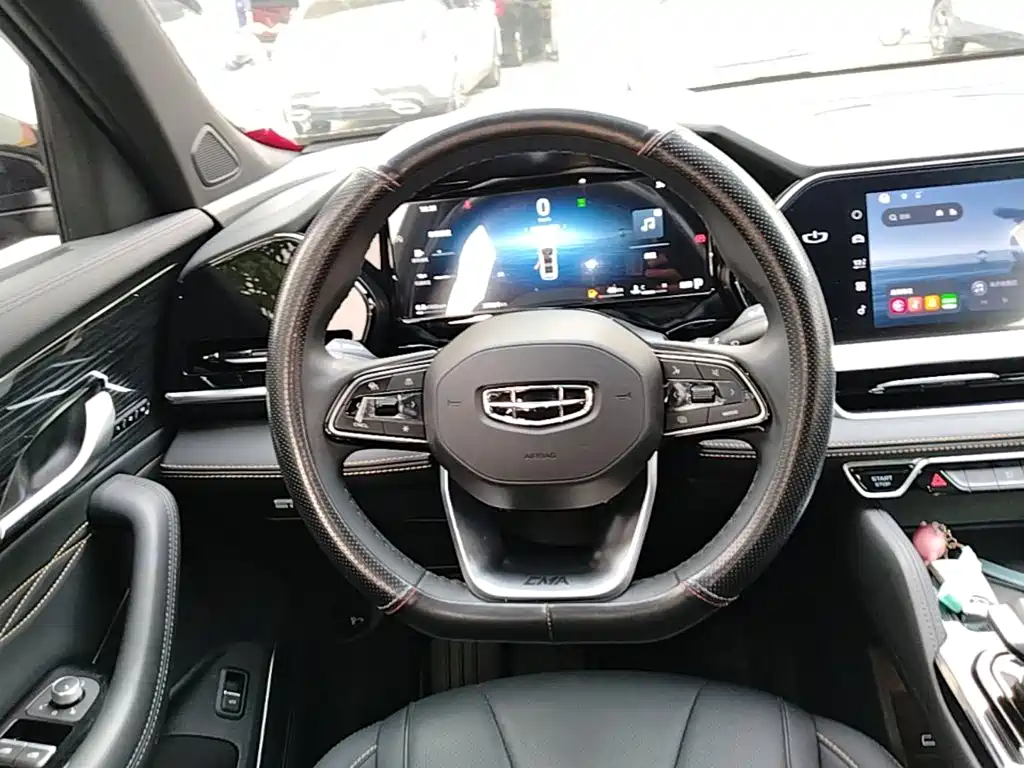 Geely Xingyue L — миниатюра 11