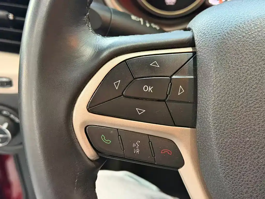 Jeep Cherokee (Import) — миниатюра 10