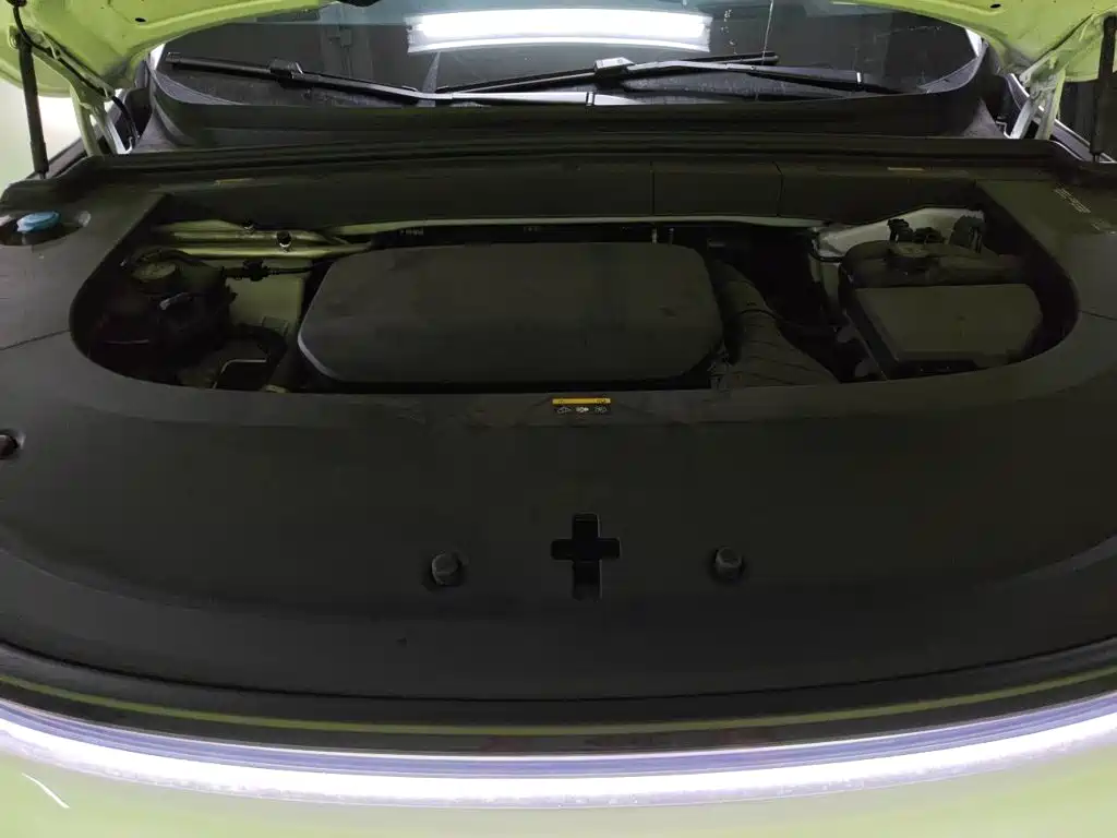 Li Auto Li L6 — миниатюра 11