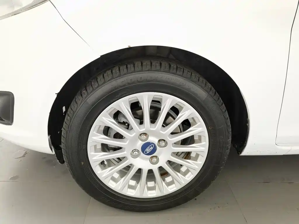 Ford Fiesta — миниатюра 17