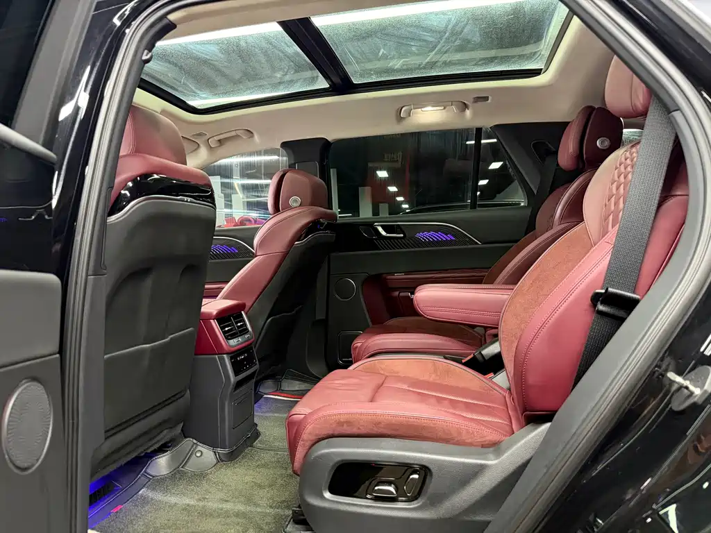 Hongqi Hongqi E-HS9 — миниатюра 5