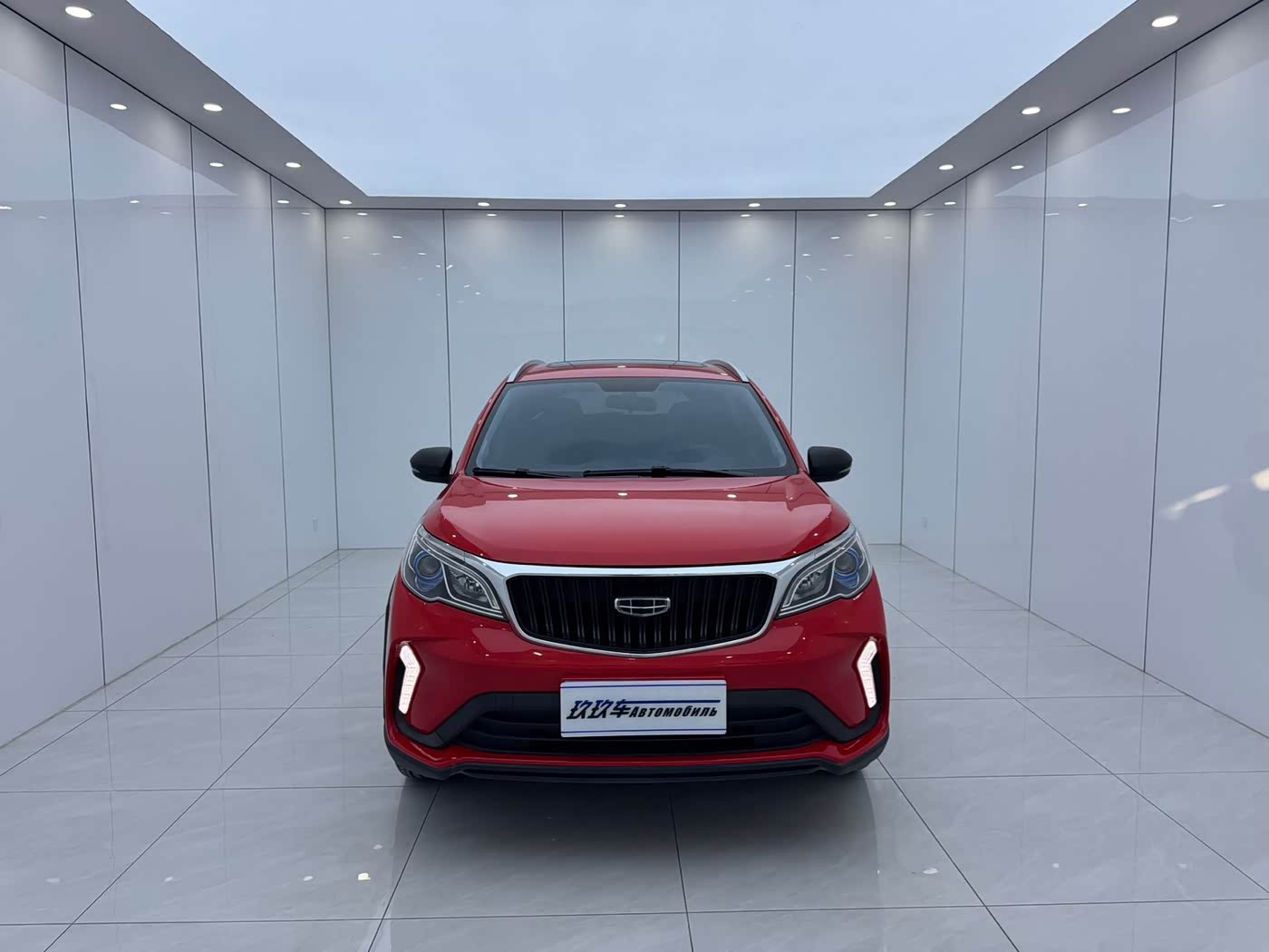 Geely Vision X3 1.5 л 2022 г. красный/фиолетовый, пробег 24000 км