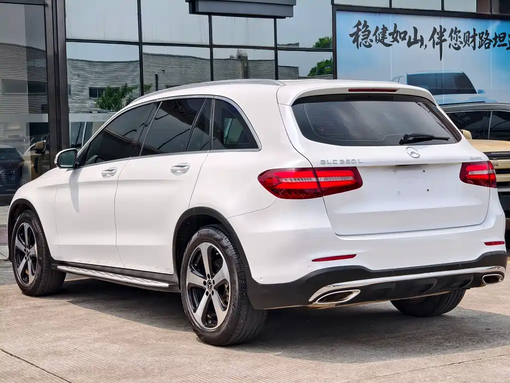 Mercedes-Benz GLC — миниатюра 12