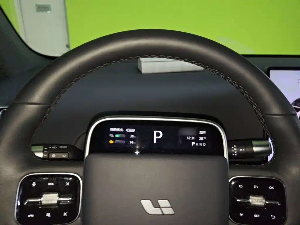 Li Auto Li L6 — миниатюра 4