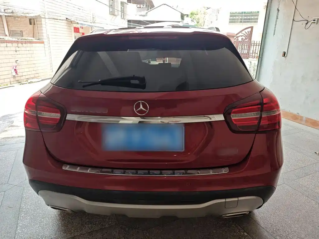 Mercedes-Benz GLA — миниатюра 6