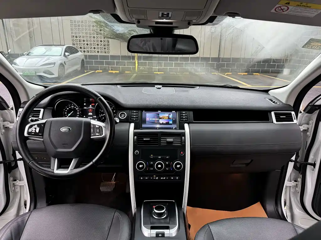Land Rover Discovery Sport — миниатюра 14
