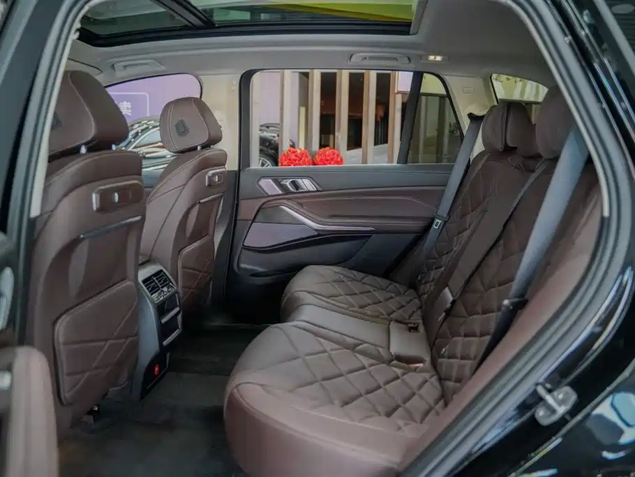 BMW X5 2023 xDrive 30Li Premium M Sport