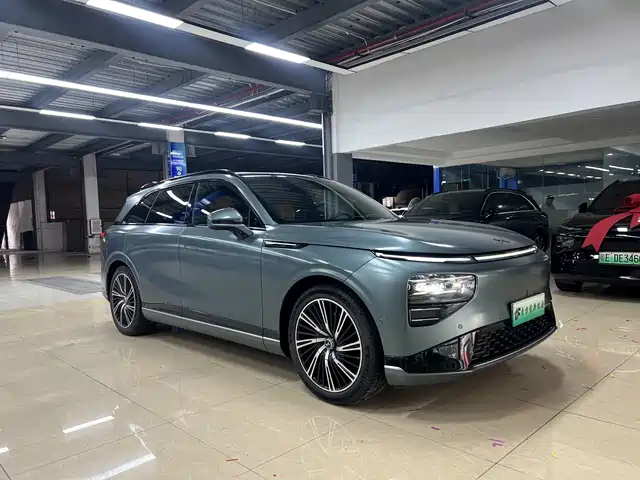 2023 Xpeng G9