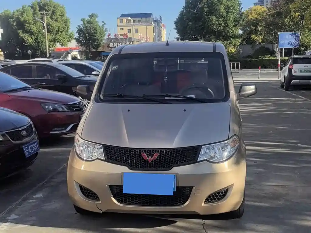 Wuling Hongguang — миниатюра 2