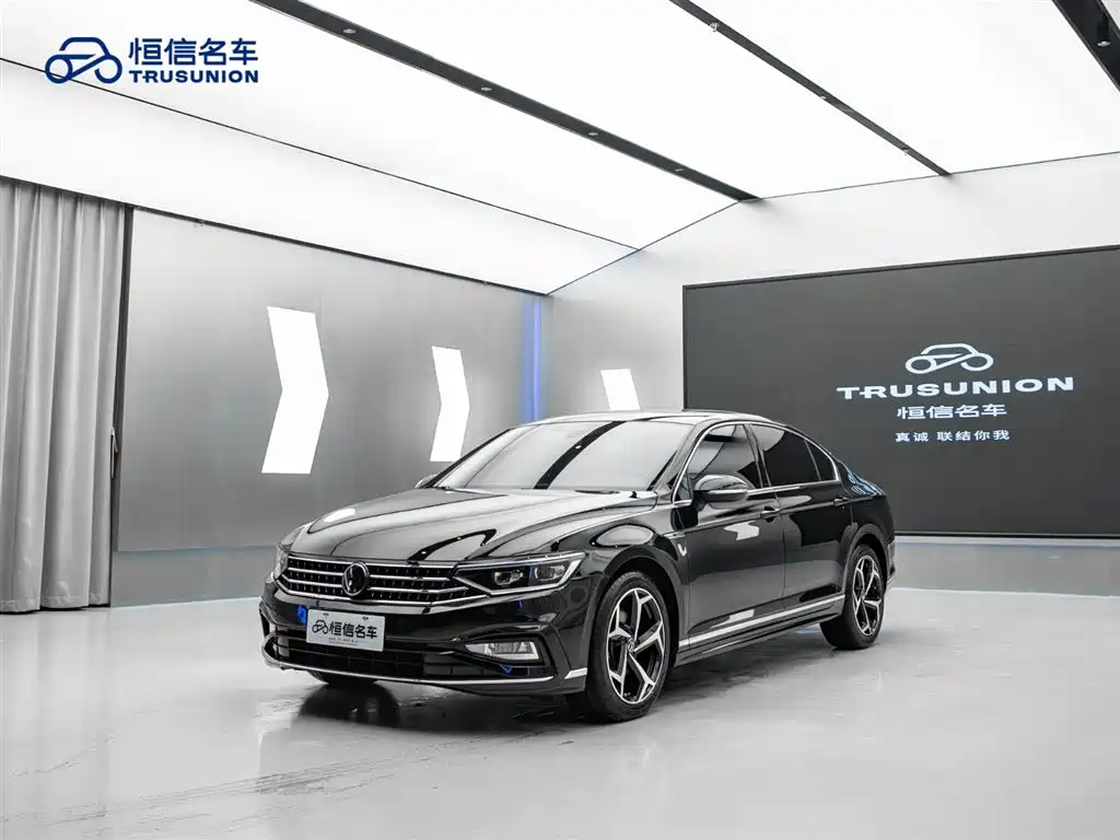Volkswagen Magotan 2024